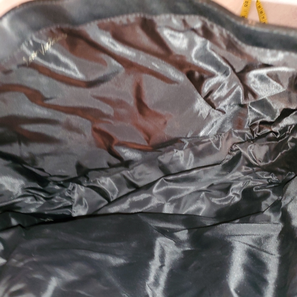 Victoria Secrets Large Tote - Picture 6 of 8